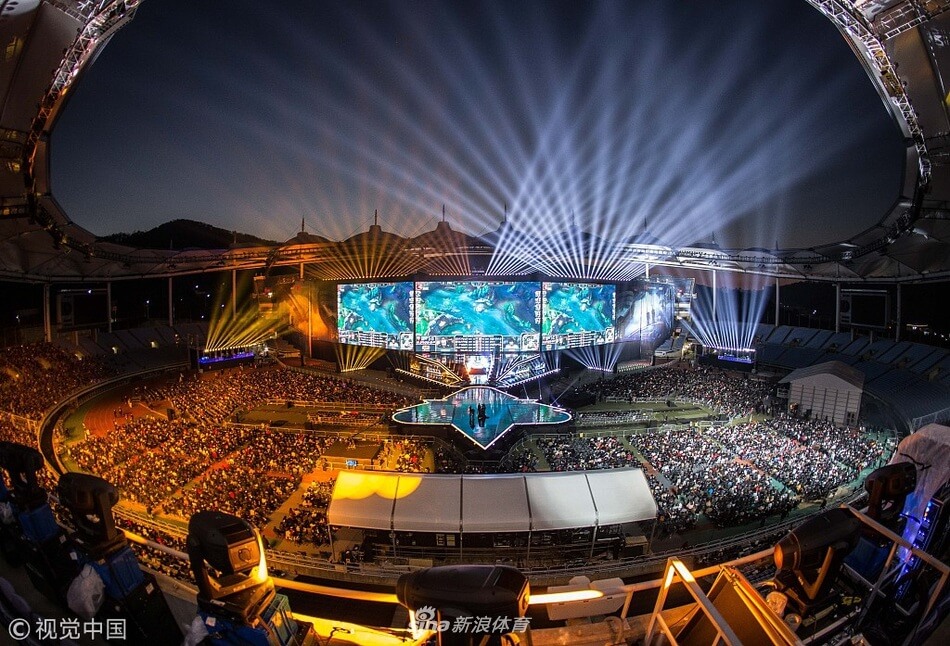 Imp点评LPL最强ADC引热议！Gala与阿水获封电竞圈双雄